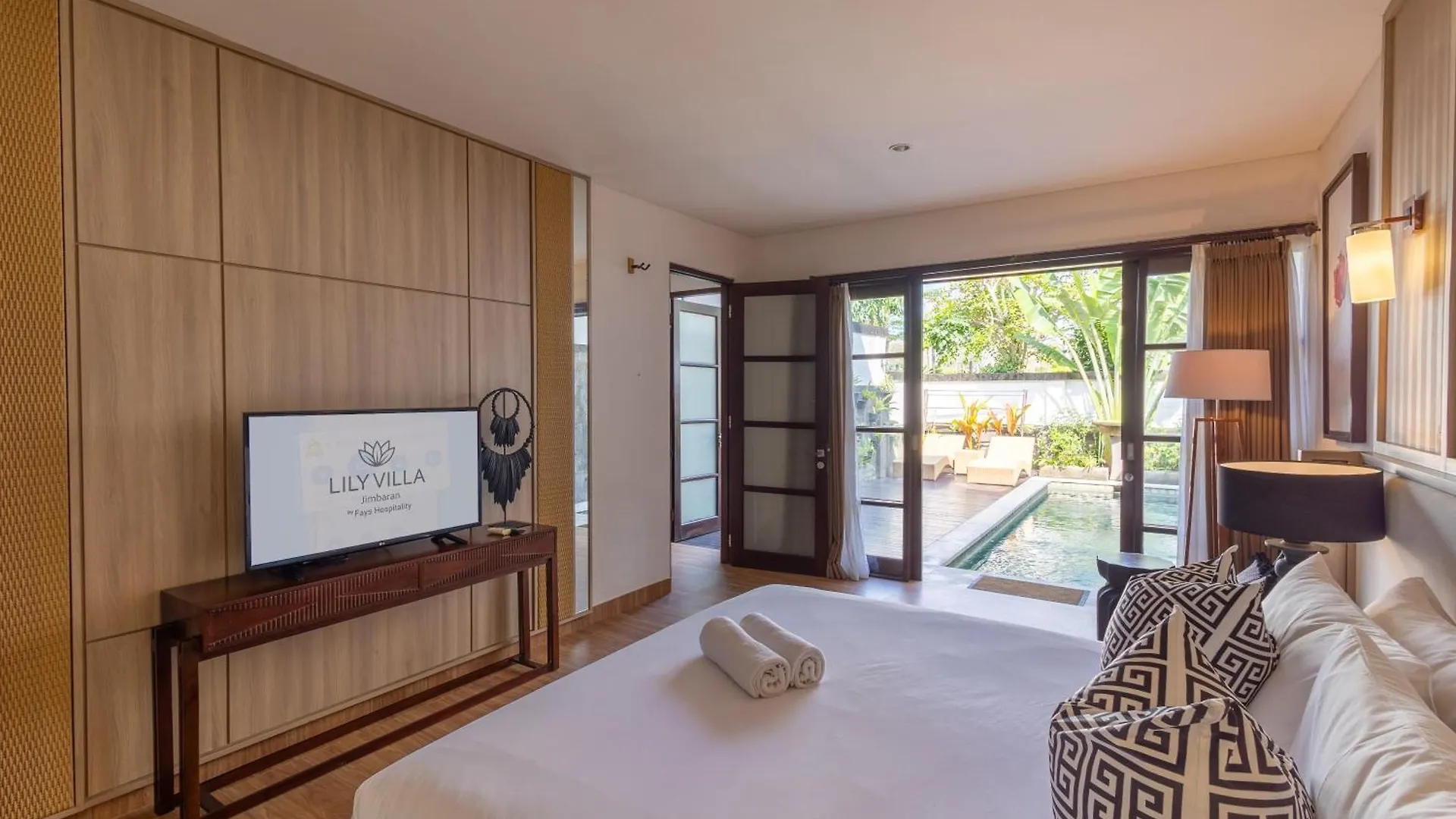 Lily Villa Jimbaran By Fays Hospitality  Jimbaran (Bali)