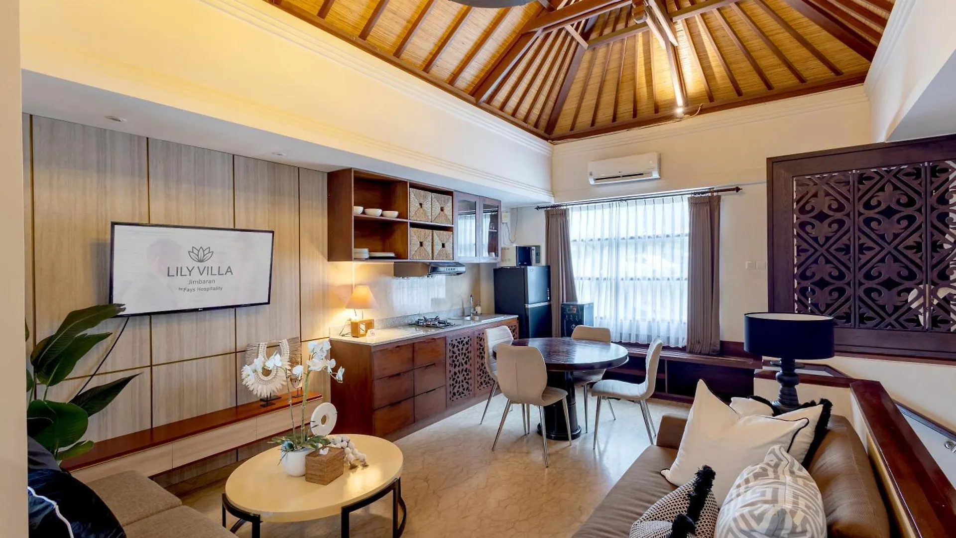 Lily Villa Jimbaran By Fays Hospitality  Jimbaran (Bali)