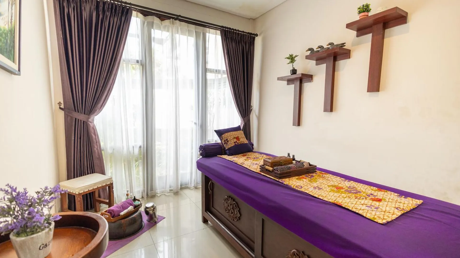 Lily Villa Jimbaran By Fays Hospitality Jimbaran (Bali)